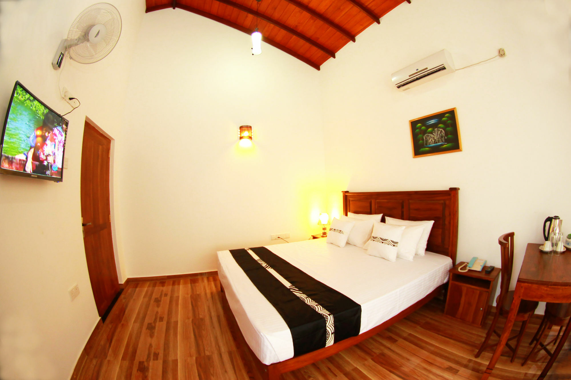 Grand Residence Tangalle Exterior photo